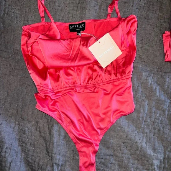 NWT Kittenish Hot Pink Set - Picture 6 of 12